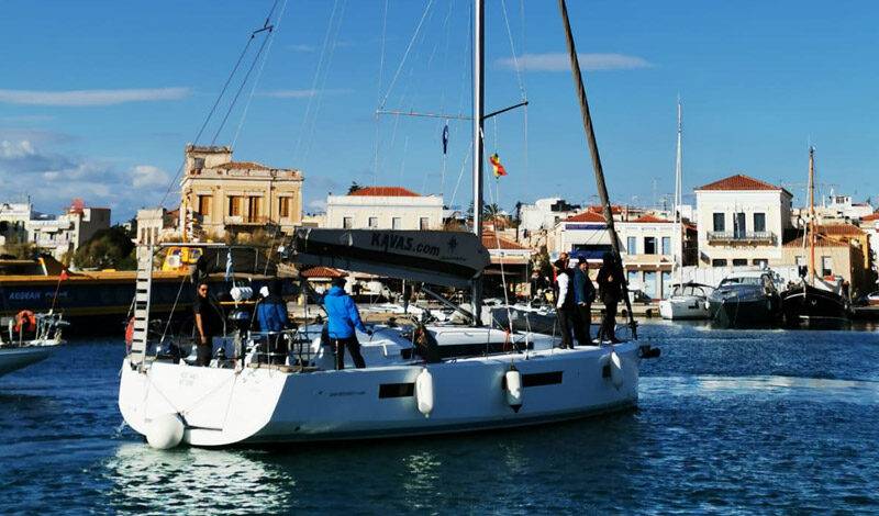 O săptămână de practică în Grecia pe velier sau catamaran